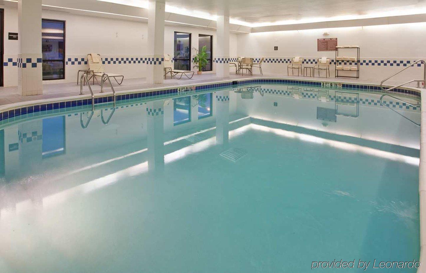 Hampton Inn Houston Стаффорд Удобства фото