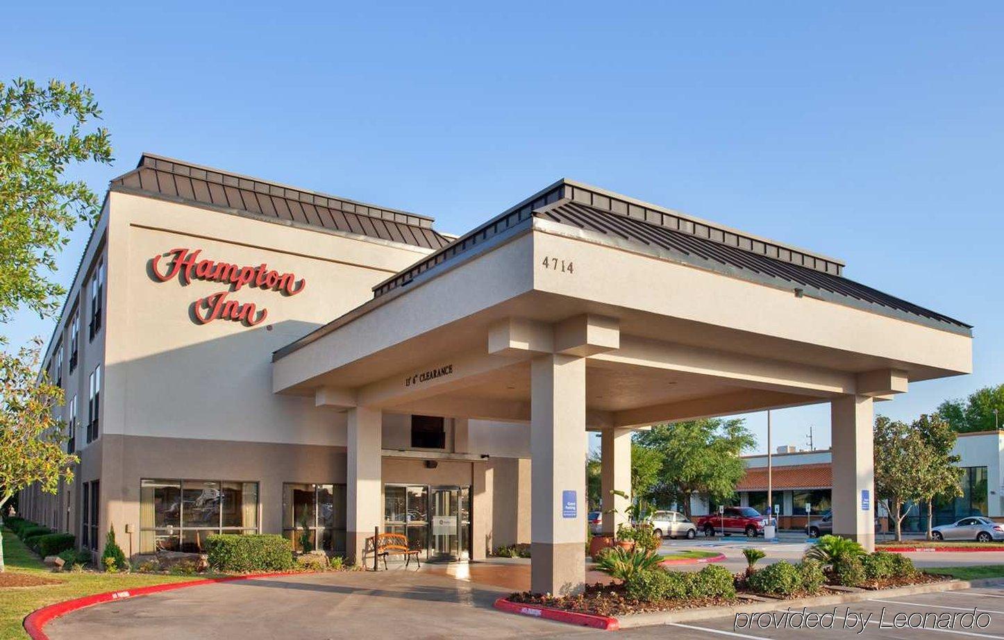 Hampton Inn Houston Стаффорд Экстерьер фото