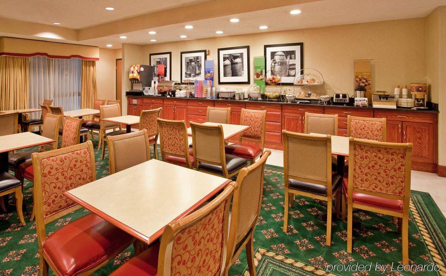 Hampton Inn Houston Стаффорд Ресторан фото